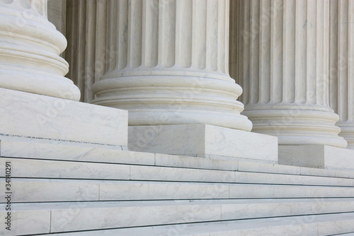 Foto: The row of classical columns with steps The row of classical columns with steps