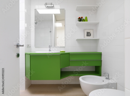 Photo: bagno moderno con mobili colorati bagno moderno con mobili colorati