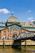 Brücke Auktionshalle Fischmarkt 2