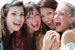 ragazze giovani urlano