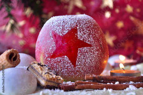 Photo: Dekorierter Weihnachtsapfel Dekorierter Weihnachtsapfel