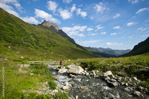 Foto: Wandern in den Alpen Wandern in den Alpen