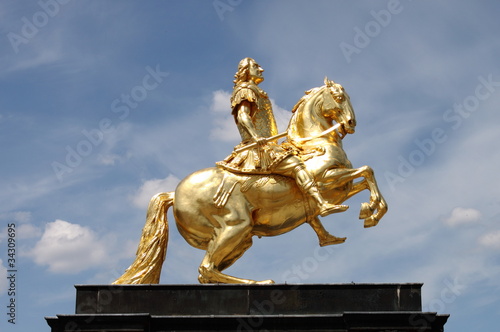 Photo: Augustus II The Strong statue Augustus II The Strong statue