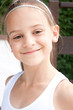 Foto: lächelndes Mädchen lächelndes Mädchen