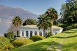 villa sur le lac de come