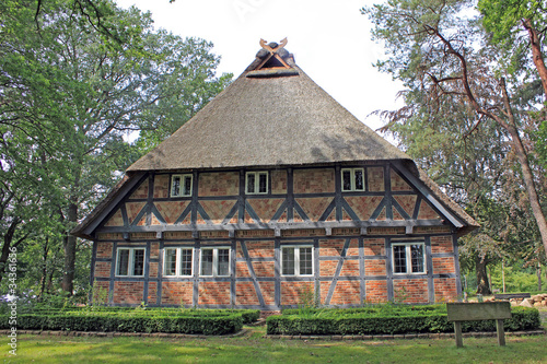 Photo: Niederdeutsches Bauernhaus (Heimathaus/Jesteburg) Niederdeutsches Bauernhaus (Heimathaus/Jesteburg)
