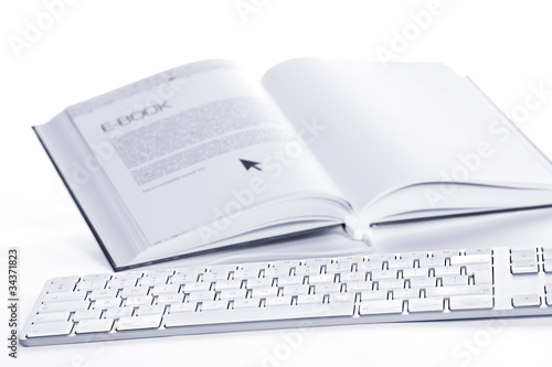 Photo: Keyboard connected to E-book Keyboard connected to E-book