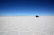 4 x 4 dans le salar d'Uyuni
