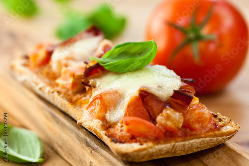 Photo: Crostini with tomato,mozzarella and pancetta Crostini with tomato,mozzarella and pancetta
