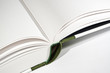 Foto: Offenes Buch mit leeren Seiten Offenes Buch mit leeren Seiten