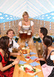 Gruppe auf dem Oktoberfest