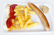 Pommes mit Bratwurst