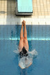 Salto desde trampolin