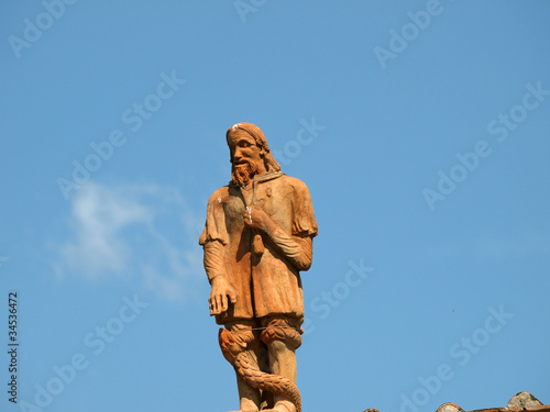 Photo: Florence - a sculpture on the roof of the museum of porcelain Florence - a sculpture on the roof of the museum of porcelain