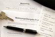 Mietvertrag, Wohnungsübergabe-Protokoll, Schlüssel und Stift Mietvertrag, Wohnungsübergabe-Protokoll, Schlüssel und Stift