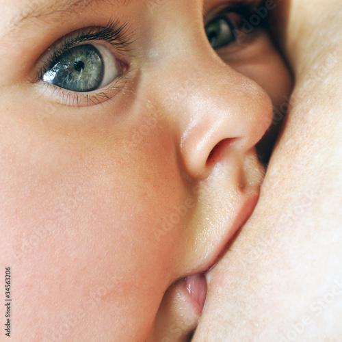 Photo: breastfeeding breastfeeding