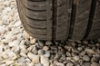 autoreifenprofil im kies I