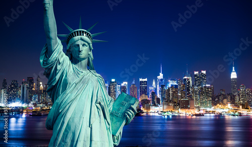 Photo: New York Manhattan statue de la Liberté New York Manhattan statue de la Liberté