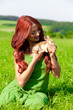 Foto: Bella ragazza con coniglio Bella ragazza con coniglio