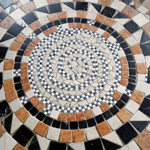 Foto: natural stone spiral natural stone spiral