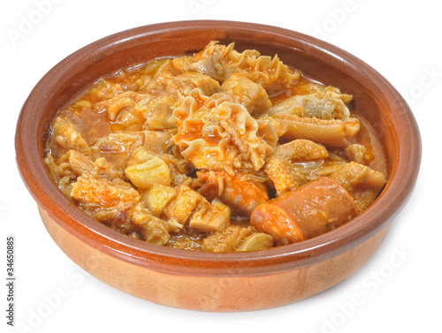 Foto: Cazuela de callos a la madrileña. Cazuela de callos a la madrileña.