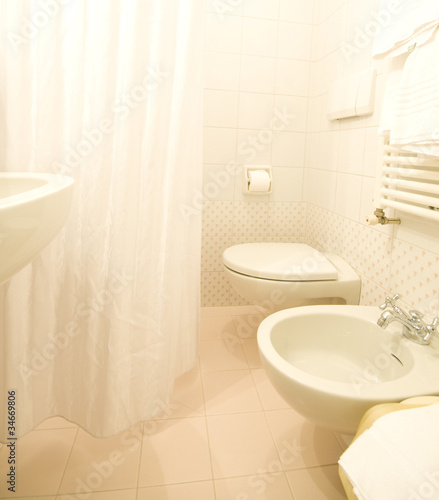 Photo: luxury bathroom towel warmer Venice Italy luxury bathroom towel warmer Venice Italy