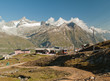 Train du Gornergrat à la station du Riffelberg Train du Gornergrat à la station du Riffelberg