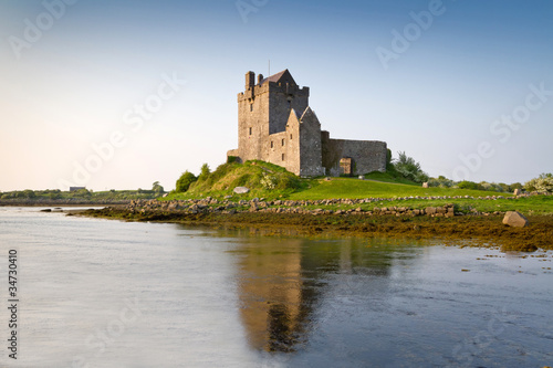 Photo: 16th Century Dunguaire castle in west Ireland 16th Century Dunguaire castle in west Ireland