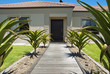 Images : Walkway and front door of a house