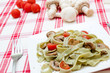 Photo: Tagliatelle o pasta con champiñones Tagliatelle o pasta con champiñones