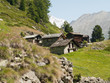Chalets dans le vallon Chalets dans le vallon