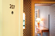 camera d'albergo aperta