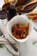 Ensalada con lengua en escabeche