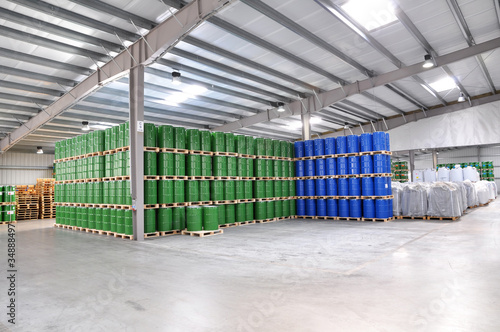 Photo: Lagerhalle Chemiebetrieb/ industry depot Lagerhalle Chemiebetrieb/ industry depot