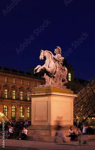 Photo: Statue of Louis XIV, Paris, France Statue of Louis XIV, Paris, France