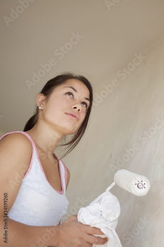Photo: girl painting apartment girl painting apartment