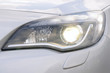 Bi-Xenon Kurvenlicht + LED-Tagfahrlicht