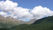 Ziehende Wolken, Berge im Engadin (Schweiz) in Zeitraffer