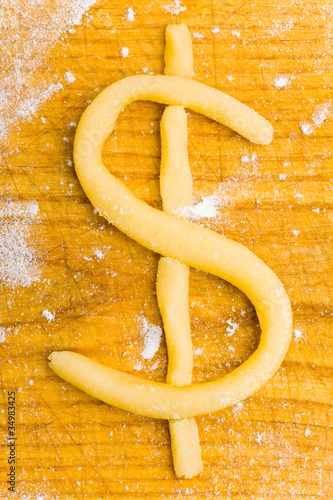 Photo: Dollarzeichen als Plätzchen Dollarzeichen als Plätzchen