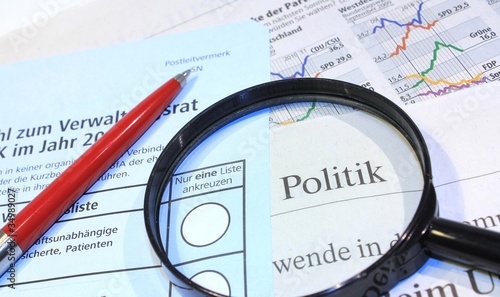 Foto: Zeitung Politik Wahl Zeitung Politik Wahl