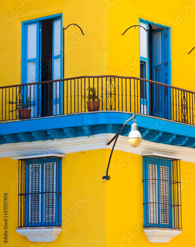 Photo: Detail of a colonial building in Old Havana Detail of a colonial building in Old Havana