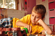 Im Kinderzimmer spielen