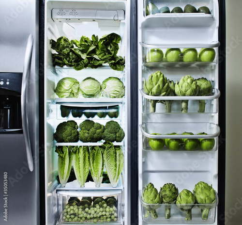 Photo: Green vegetables in refrigerator Green vegetables in refrigerator
