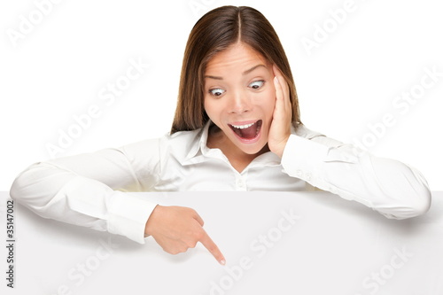 Foto: advertising banner sign - woman excited advertising banner sign - woman excited