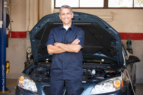Photo: Mechanic at work Mechanic at work