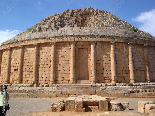 Photo : Tipaza, le tombeau de la chretienne. Tipaza, le tombeau de la chretienne.