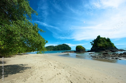 Photo: Manuel antonio Beach, Costa Rica Manuel antonio Beach, Costa Rica