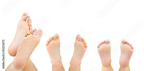 Photo: Kinderfüße: größer - kleiner - ganz klein Kinderfüße: größer - kleiner - ganz klein