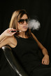 Photo: Frau mit iSmoke Frau mit iSmoke