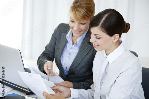 Photo: business meeting business meeting